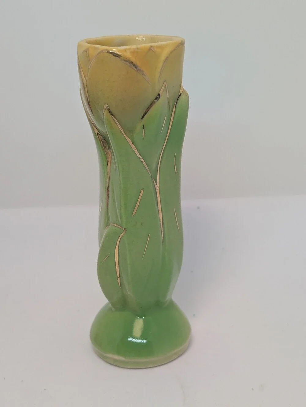 Vintage Shawnee Yellow and Green Tulip Bud Vase USA Portery 1115